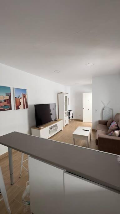 Rockside Residentes Suites La Linea La Linea de la Concepcion Ngoại thất bức ảnh
