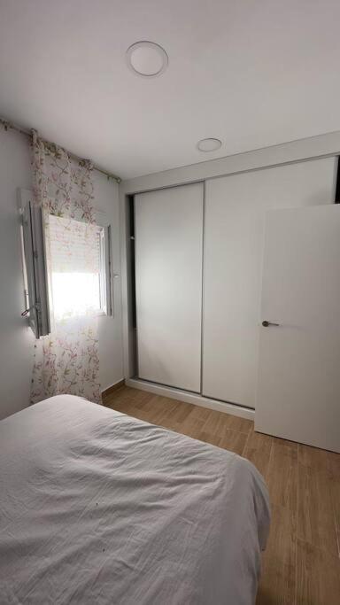 Rockside Residentes Suites La Linea La Linea de la Concepcion Ngoại thất bức ảnh